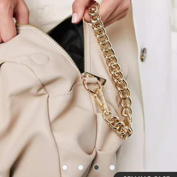 Purse - Picture 3 of 6